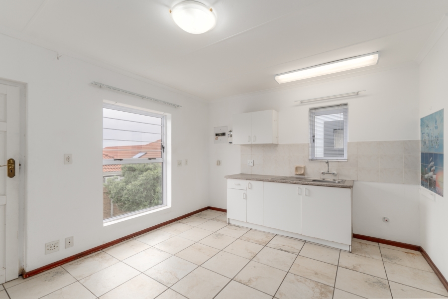 1 Bedroom Property for Sale in Strand South Western Cape